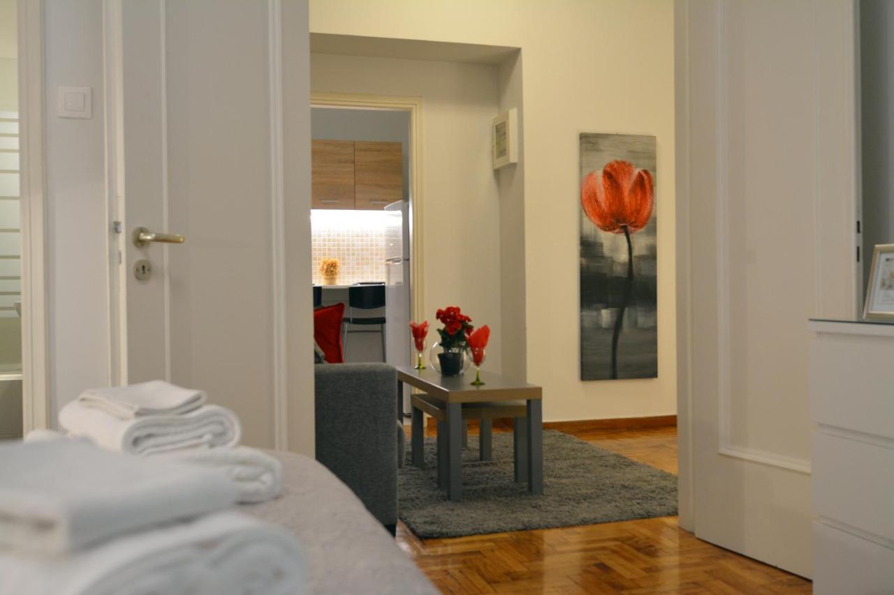 Apartment Stylish In Kolonaki Athens