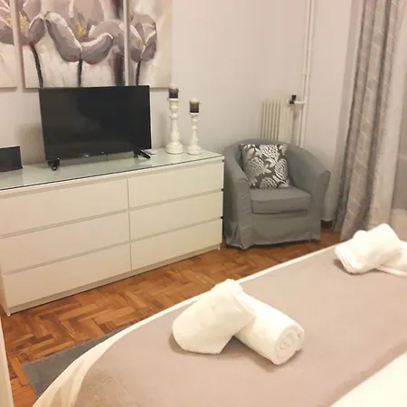 Stylish Apartment In Kolonaki Athens Exterior photo